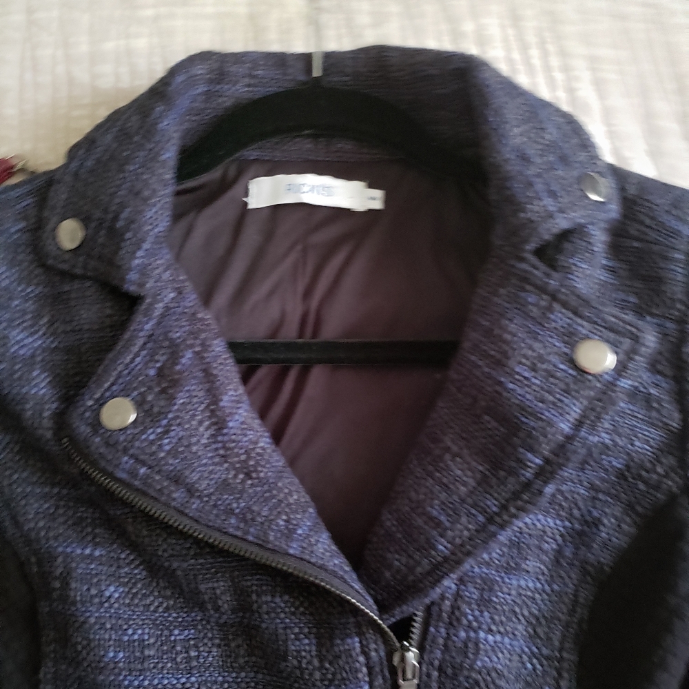 Jacket - Picture 5 of 7